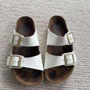 Birkenstock Kids White Sandals with Gold Buckles Size 12.5 31